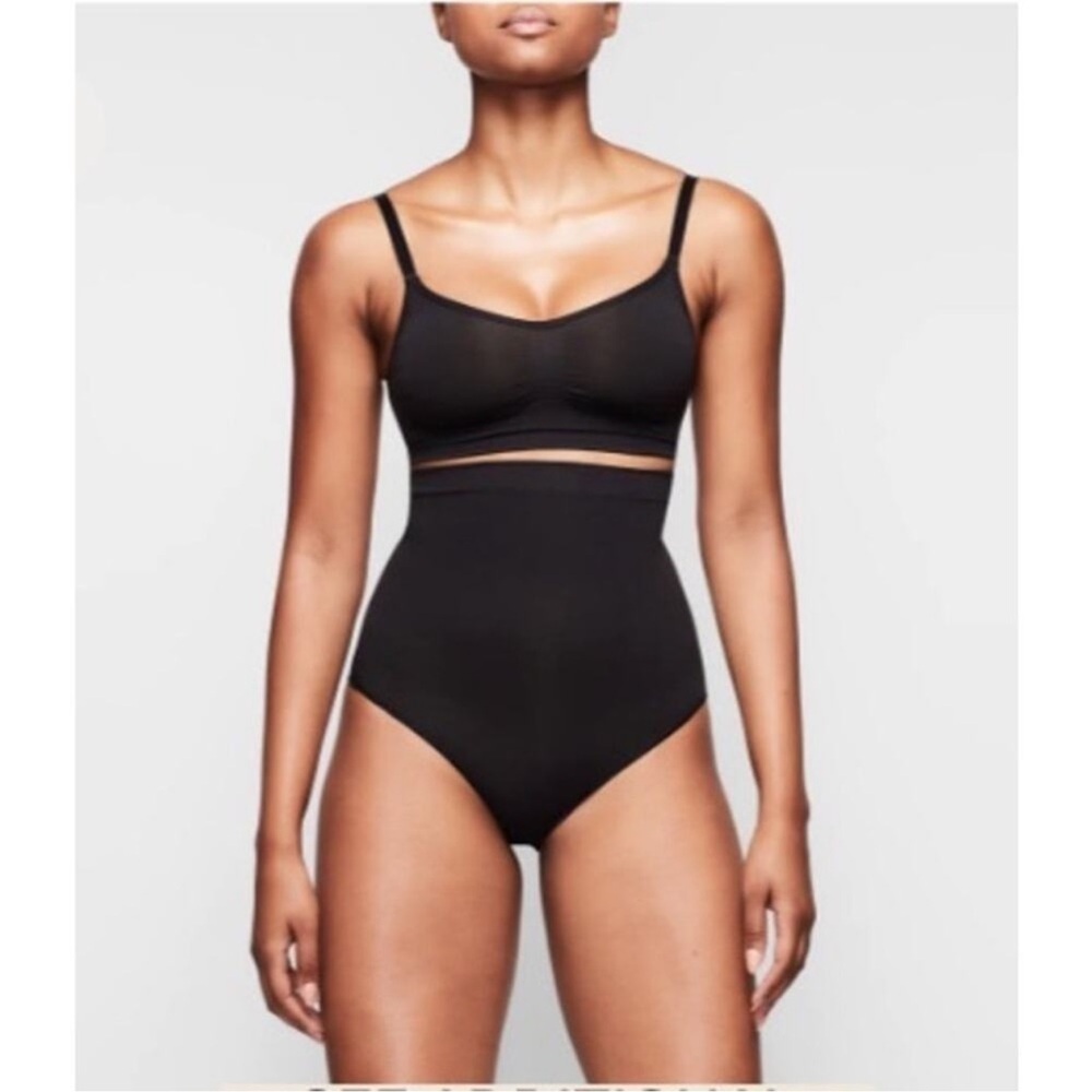 Skims Seamless NWOT  Sculpt High Waisted Brief Onyx Black Size 2XL | 3XL